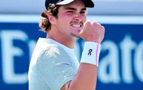 Australian Open: João Fonseca estreia na competição nesta segunda (19); Veja horário e onde assistir