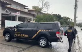 Bebê de apenas 20 dias é resgatada após possível esquema de tráfico humano na Região dos Lagos