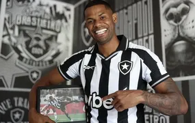 Botafogo anuncia o retorno de Júnior Santos