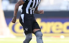 Botafogo enfrenta a Chapecoense pelo Brasileirão