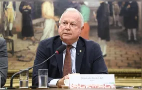 CCJ deve votar hoje PECs que preveem o fim da escala 6x1; entenda