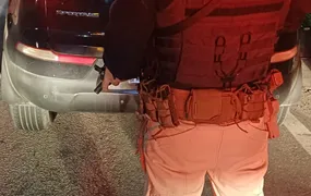 Carro “clonado” é apreendido pela PRF em Niterói