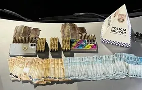 Casal é detido por PMs por portar munições de fuzil e pistola na Zona Norte