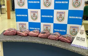 Casal é preso após furtar peças de picanha em supermercado de Maricá
