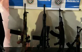 Confronto com a PM deixa cinco suspeitos feridos e armamento apreendido na Gardênia Azul