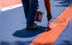 Desemprego cai a 5,1% e Brasil registra melhor resultado desde 2012, aponta IBGE