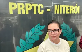 Irmã de Paulinho Sabiá passa por audiência de custódia por suspeita de mandar matar o próprio irmão