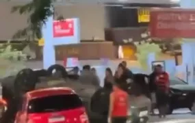 Duas pessoas ficam feridas após carro capotar na Região Oceânica de Niterói