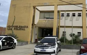 Dupla é presa em flagrante acusada de estelionato em Cabo Frio