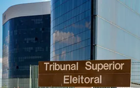 Eleições: TSE assina acordo com big techs para combater desinformação