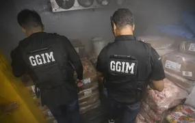Em ação integrada, Operação Pharmakon interdita peixaria no Centro de Niterói