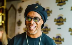 Empresária acusada de falsificar documentos de Ronaldinho é presa no Paraguai
