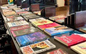 Encontro literário e troca de livros no Museu da Justiça Niterói tem participação de escritora gonçalense