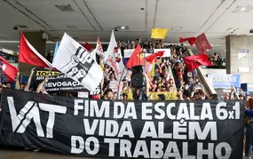 Escala 7x0: proposta de Flávio Bolsonaro no Senado tenta sabotar fim da escala 6×1