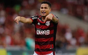 Ex-Flamengo, João Gomes é anunciado pelo Aston Villa