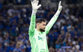 Ex-Flamengo, Matheus Cunha acerta empréstimo com o Internacional