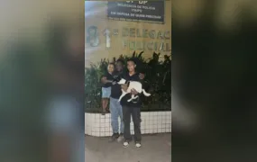 Família recupera cachorro após ação da Polícia Civil em Niterói