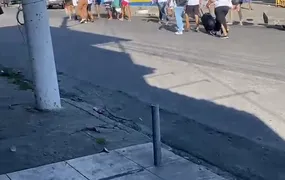 Familiares e amigos realizam protesto pacífico pela morte de Andressa Nogueira em São Gonçalo