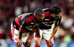 Flamengo encara o Vitória tentando encontrar seu primeiro triunfo no Brasileirão