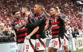 Flamengo enfrenta o Sport, no Maracanã, lutando para voltar a ser líder do Brasileirão