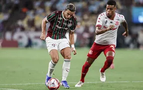 Flminense vence o Bangu por 3 a 1 e avança às semifinais do Carioca 2026