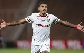 Fluminense empata no fim e ganha sobrevida na Libertadores