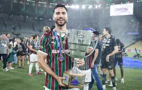 Fluminense encaminha renovação de Martinelli