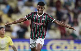 Fluminense vence o Corinthians no Maracanã e assume a vice-liderança do Brasileiro