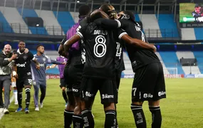 Fogão vence o Racing de virada na Argentina e conquista a liderança de seu grupo na Sul-Americana