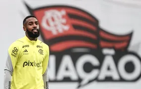 Gerson é citado em ação de R$ 42,7 milhões movida pelo Flamengo durante estadia no Rio para jogo do Cruzeiro