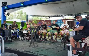 Gonçalenses curtem domingo com muito samba no Centro de Tradições Nordestinas, em Neves