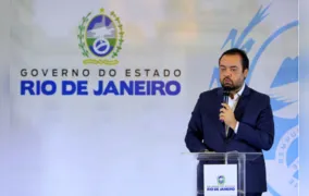 Ministro suspende julgamento que pode cassar governador do Rio