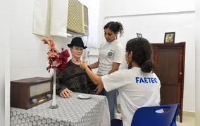 Governo do Estado abre mais de 3,5 mil vagas gratuitas para cursos técnicos, graduação e especializações pela Faetec