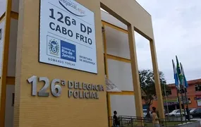 Homem é preso em flagrante após agredir a própria mãe em Cabo Frio