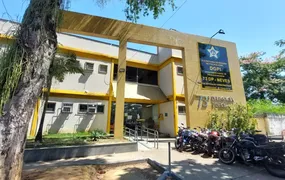 Homem é preso por tentativa de feminicídio após ataque a facadas em São Gonçalo