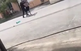 Homem tenta tomar fuzil de PM, realiza disparos e acaba preso