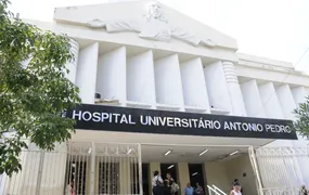 Hospital Universitário Antônio Pedro (Huap) abre concurso público voltado para médicos