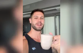 Jonas Sulzabach, ex-bbb, sofre acidente de carro