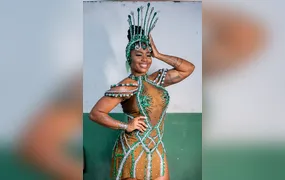 Juliana Rangel é a nova Rainha de Bateria do Cubango