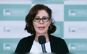 Justiça manda prender jornalista perseguido por Carla Zambelli