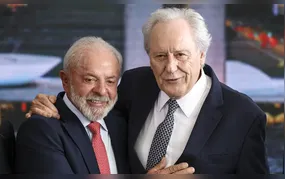 Lewandowski entrega carta de demissão do Ministério da Justiça a Lula