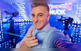 Luciano Huck se explica sobre declaração ao programa social Bolsa Família