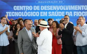 Lula participa de inauguração de centro tecnológico da Fiocruz e anuncia transporte para pacientes do SUS no Rio