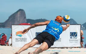 Mais de 400 atletas em quadra no Circuito Blueman de Vôlei de Praia neste fim de semana em Icaraí