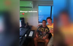 Mais que amigos, friends! Shawn Mendes visita filho de Ivete Sangalo em Salvador