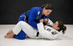 Maricá: Aulão gratuito de Jiu-Jitsu apresenta técnicas de defesa pessoal para mulheres