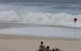 Marinha do Brasil emite aviso de ressaca para a orla carioca neste final de semana
