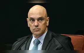 Moraes determina prazo de 24h para defesa de Bolsonaro explicar vídeo de Eduardo para o pai