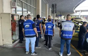 Motorista é preso por uso de documento falso durante operação no Galeão