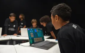 MultiRio lança plataforma educativa que une futebol, tecnologia e aprendizagem